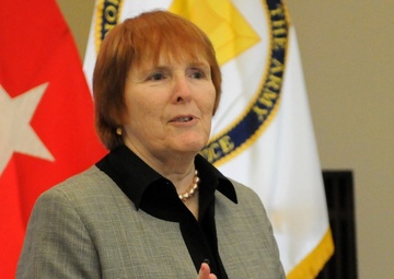 AMC distinguishes renowned attorney with induction to hall of fame