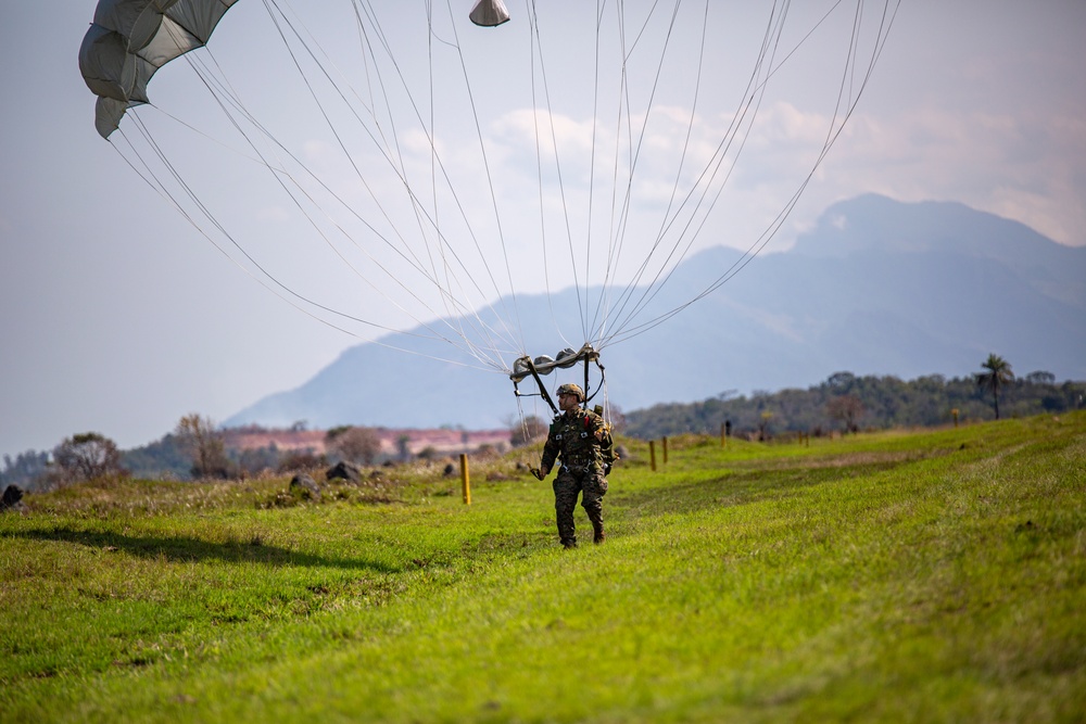 UNITAS 2022: Multiple Nations conduct Parachute Operations