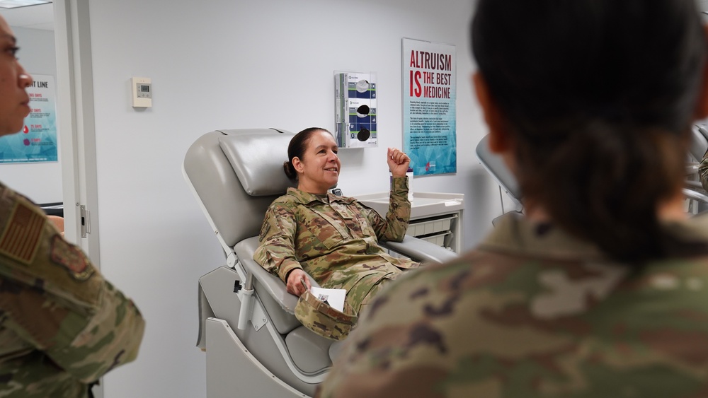 Blood Donation Center hosts open house