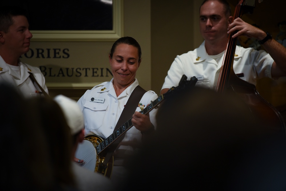 ETSU bluegrass alumni return with U.S. Navy Band