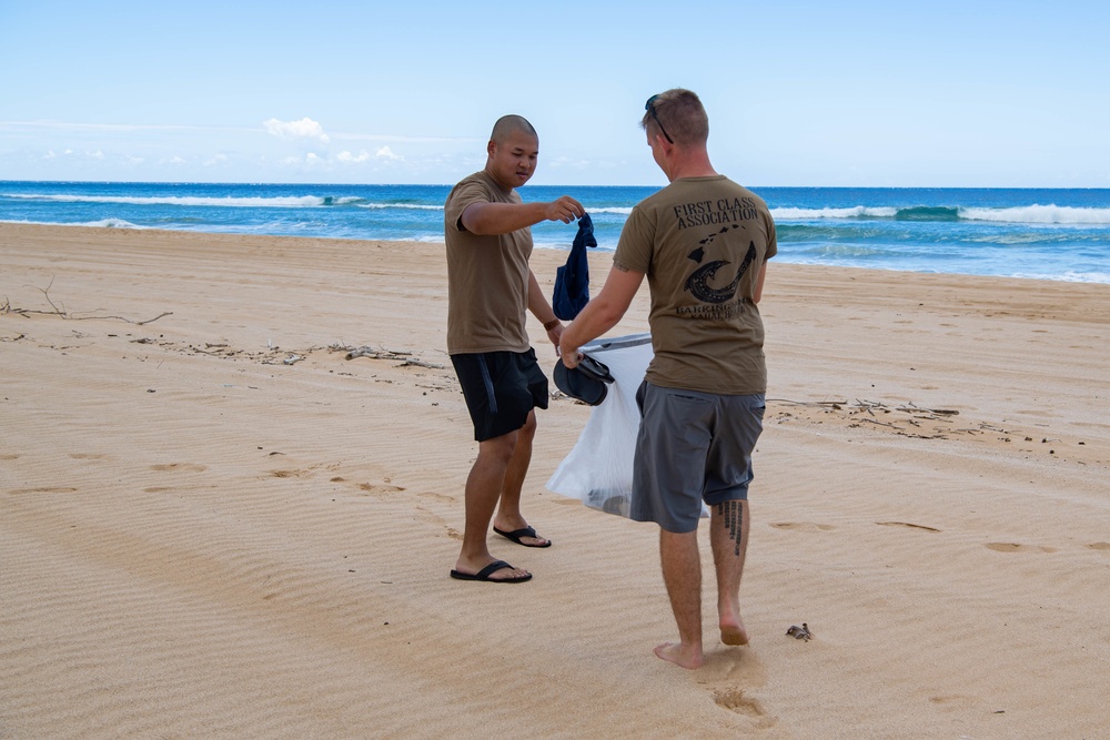 Pacific Missile Range Facility (PMRF) FCPOA Hosts Beach Cleanup