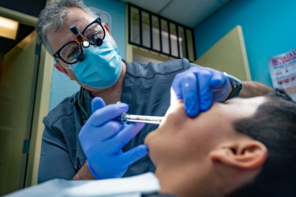 U.S. Army and Airforce Dentist Provide Crucial Dental Care During HEART 22