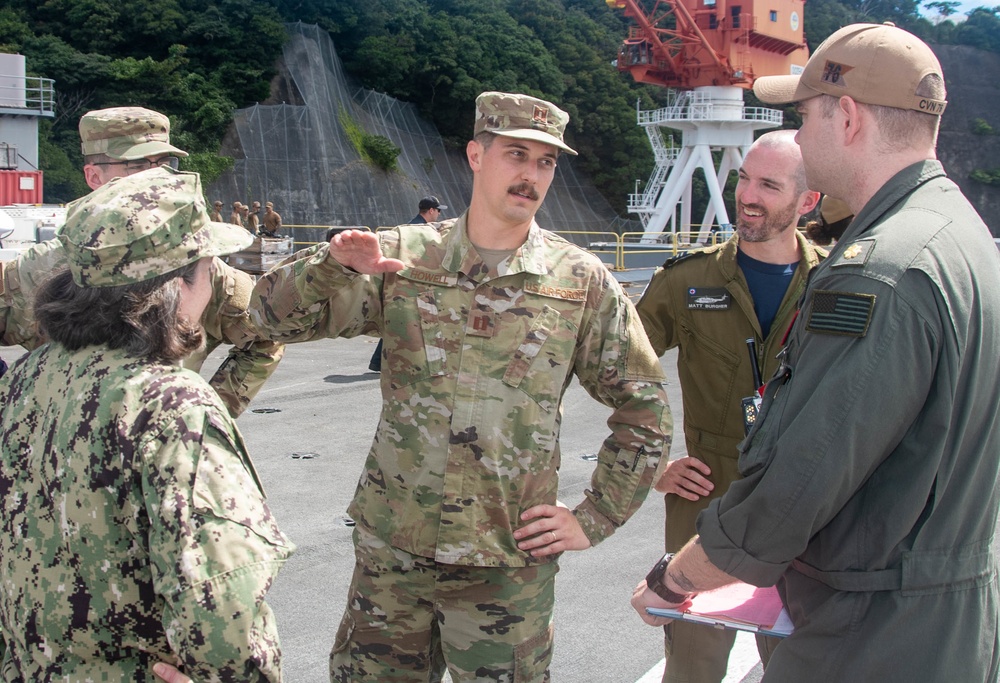 USS Ronald Reagan (CVN 76) hosts United Nations Security Council Resolutions Enforcement Coordination Cell