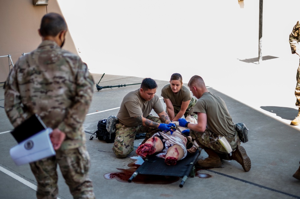 AMC Surgeon General Visits Travis AFB