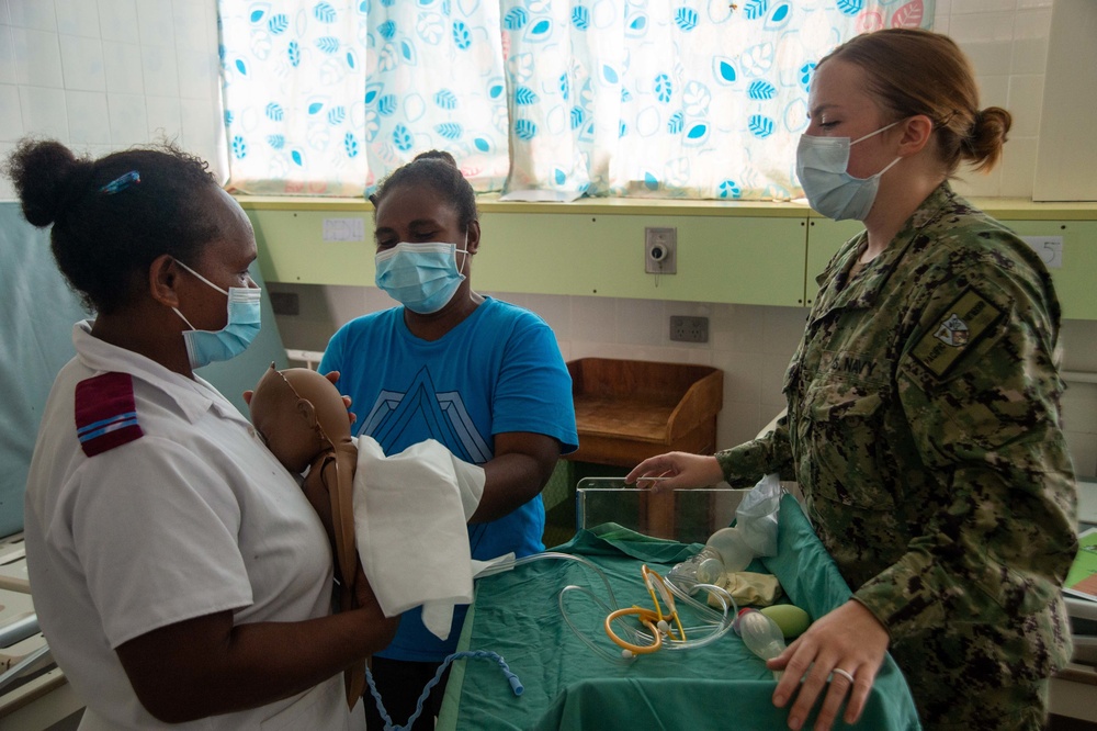 Helping Babies Breathe Training at the Gizo Medical Hospital