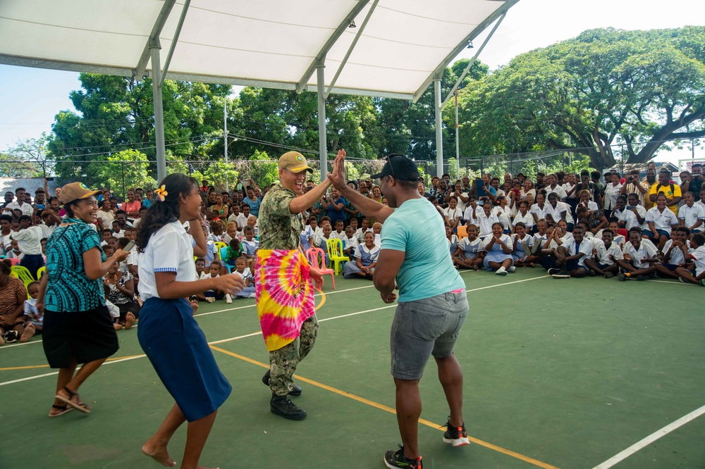 Pacific Partnership 2022 hosts storytelling and band concert at Honiara Integrated Primary School