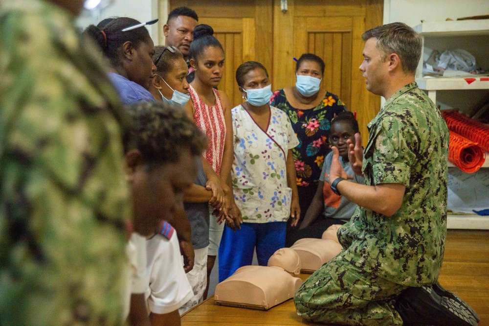 U.S. Navy Sailors teach at the Solomon Islands National Referral Hospital