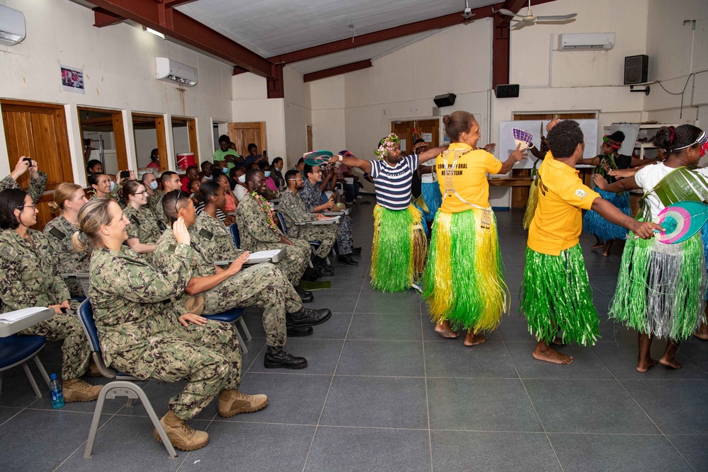 Pacific Partnership 2022 Personnel Participate in Oral Surgery and Periodontal Emergencies Subject Matter Expert Exchange