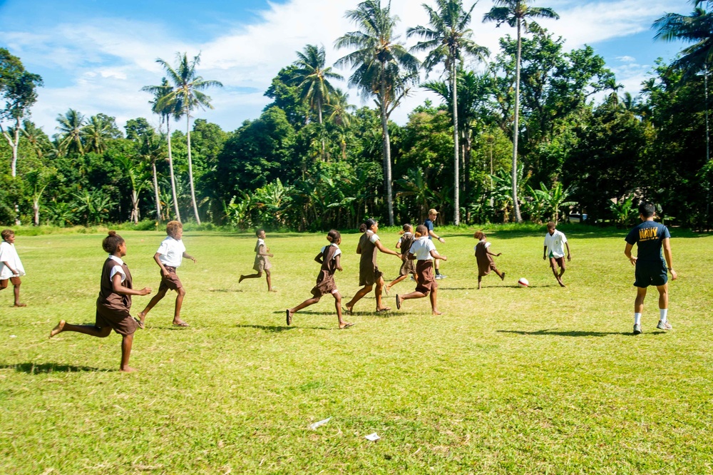 Pacific Partnership 2022 visits Francis Primary School