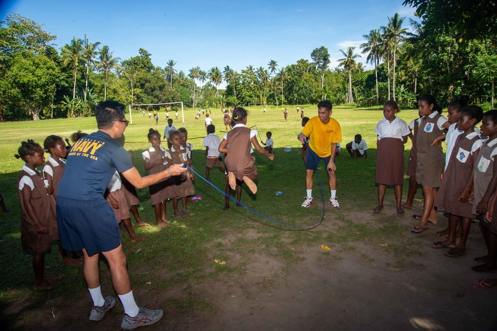 Pacific Partnership 2022 visits Francis Primary School