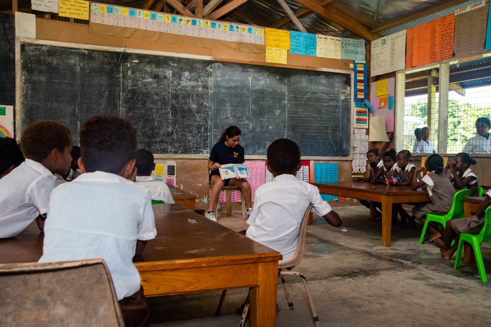 Pacific Partnership 2022 visits Francis Primary School