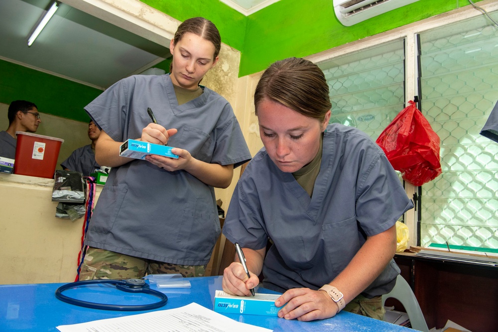 Pacific Partnership 2022 veterinarians operate at Solomon Islands Ministry of Agriculture and Livestock