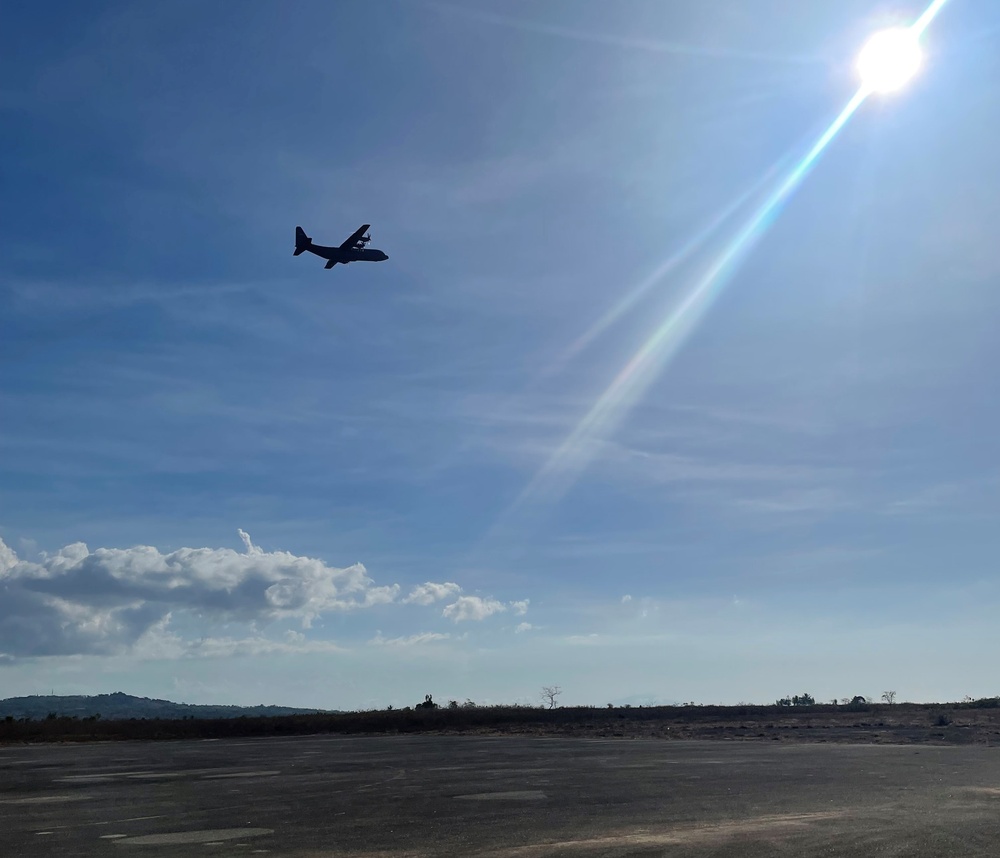 Pacific Angel 22-4, 143rd AW delivers personnel and supplies