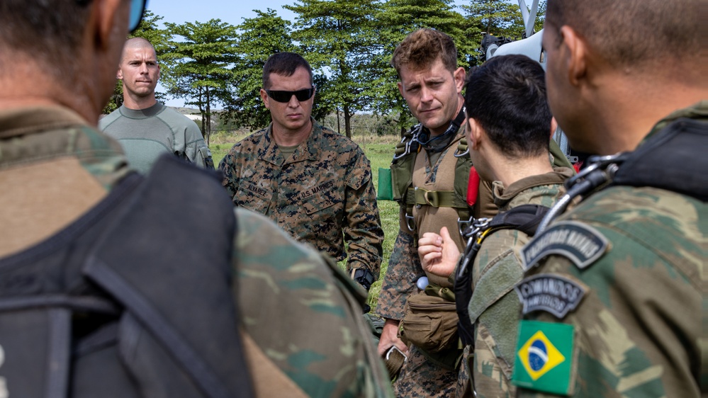 UNITAS 2022: U.S. Marines and Brazilian Marines parachute from a UH-1Y Venom