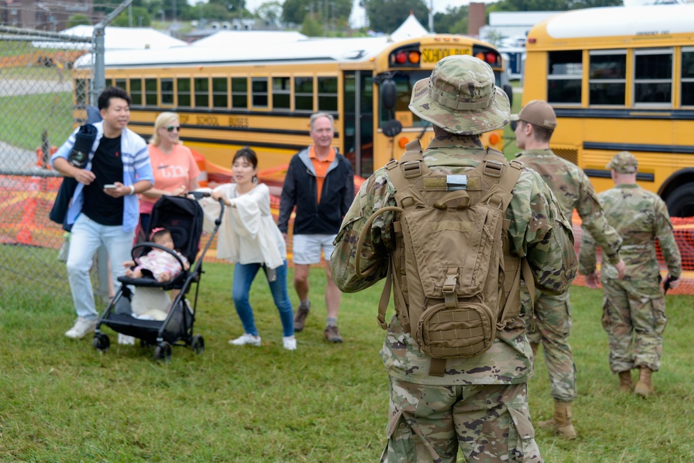 134th Airmen welcome Smoky Mountain Air Show guests