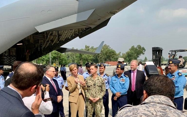 NAVCENT Participates in Humanitarian Efforts in Pakistan