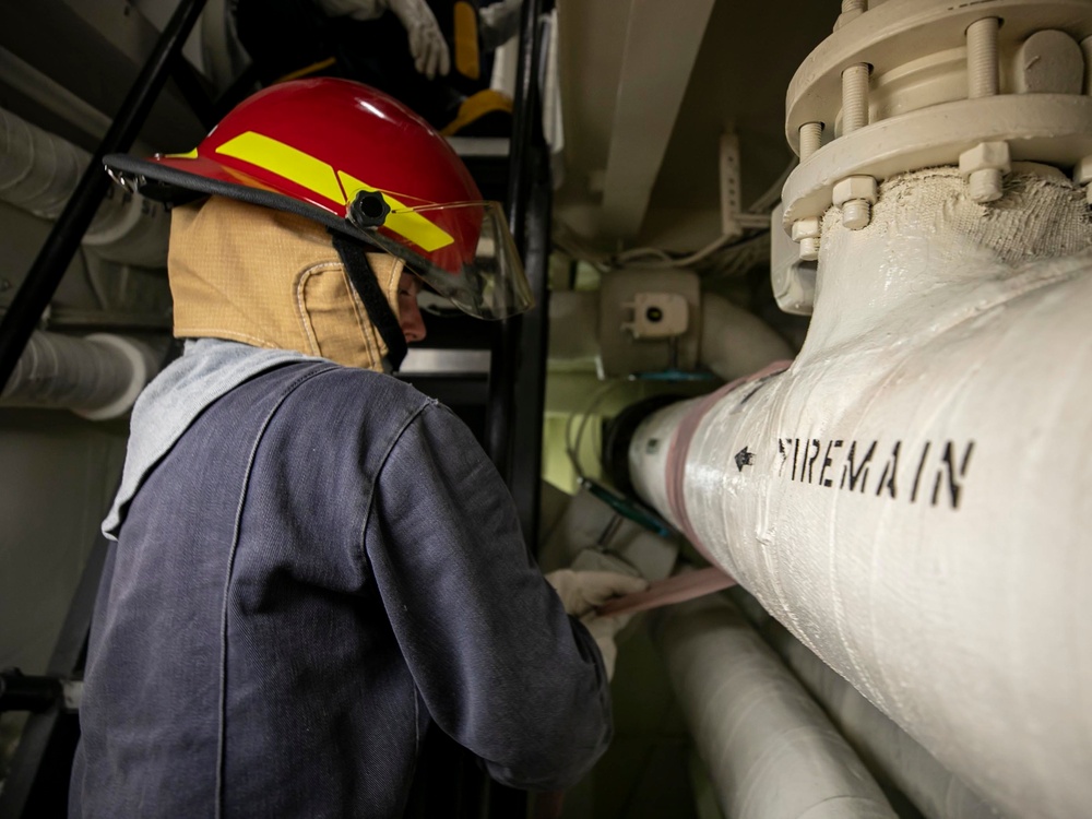 USS Delbert D. Black Conducts Damage Control Drill