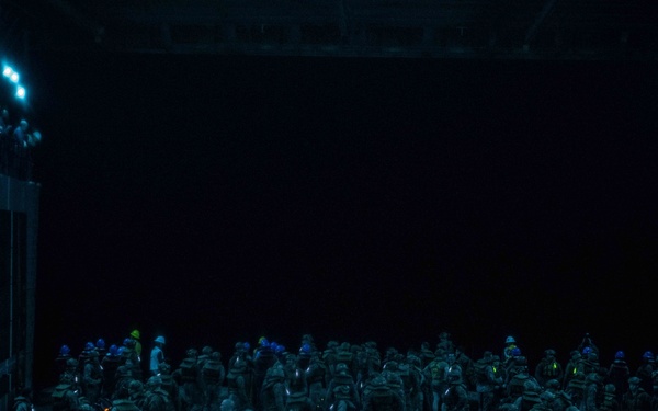 Night LCAC Operations September 4, 2022