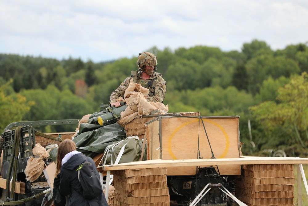 173rd Airborne Brigade conducts heavy drop during Saber Junction