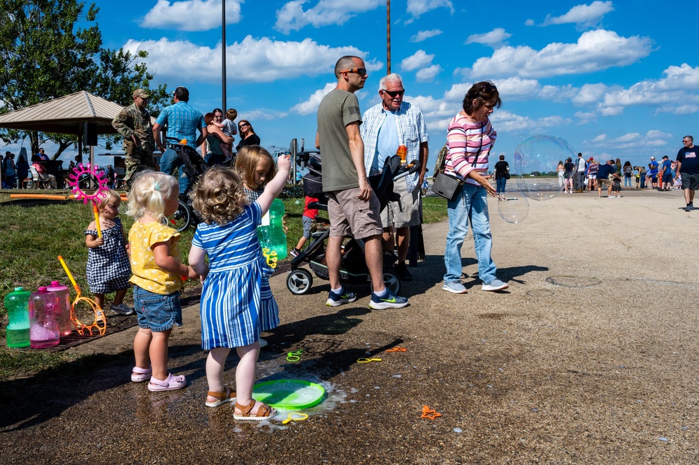 Airmen celebrate Family Day at 182nd Airlift Wing