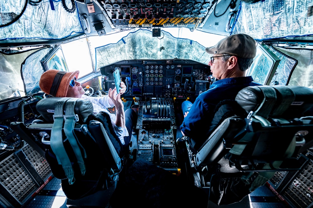 Airmen celebrate Family Day at 182nd Airlift Wing