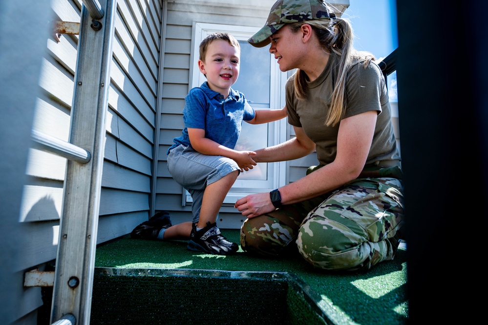 Airmen celebrate Family Day at 182nd Airlift Wing