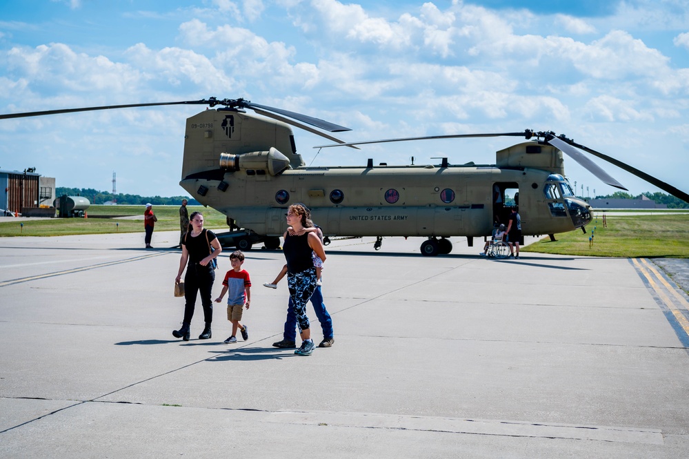 Airmen celebrate Family Day at 182nd Airlift Wing