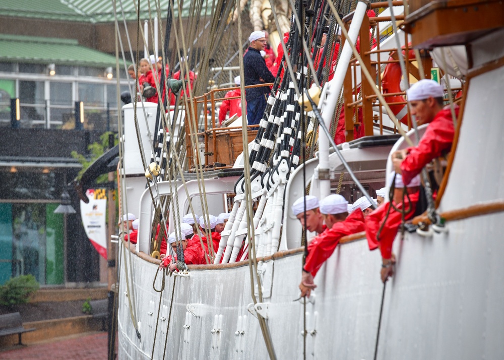 Danmark Gets Underway