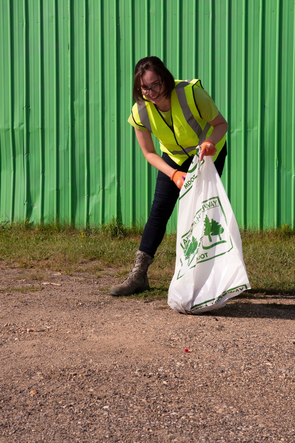 Battle Creek Air National Guardsmen beautify local highway