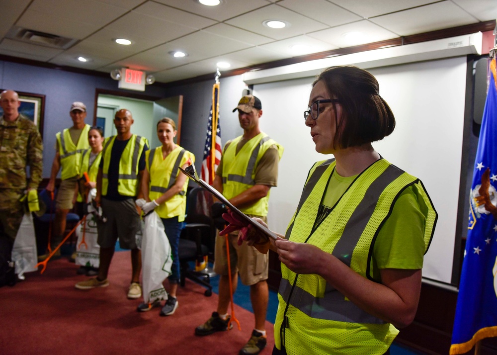 Battle Creek Air National Guardsmen beautify local highway