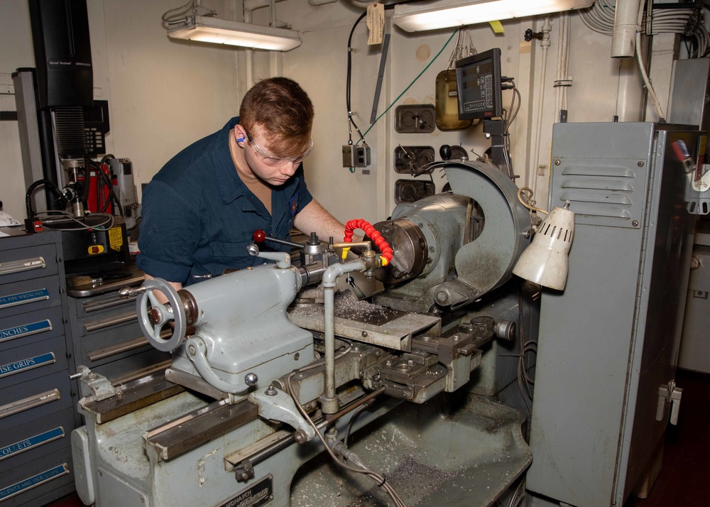Daily operations aboard USS George H.W. Bush (CVN 77)