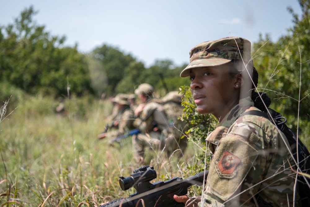 137th SOW Mission Sustainment Team Airmen train at Fort Sill