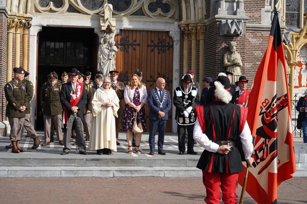 101st Airborne Participates in the 78 anniversary Market Garden