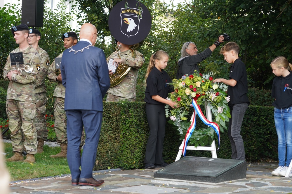 101st Airborne Participates in the 78 anniversary Market Garden