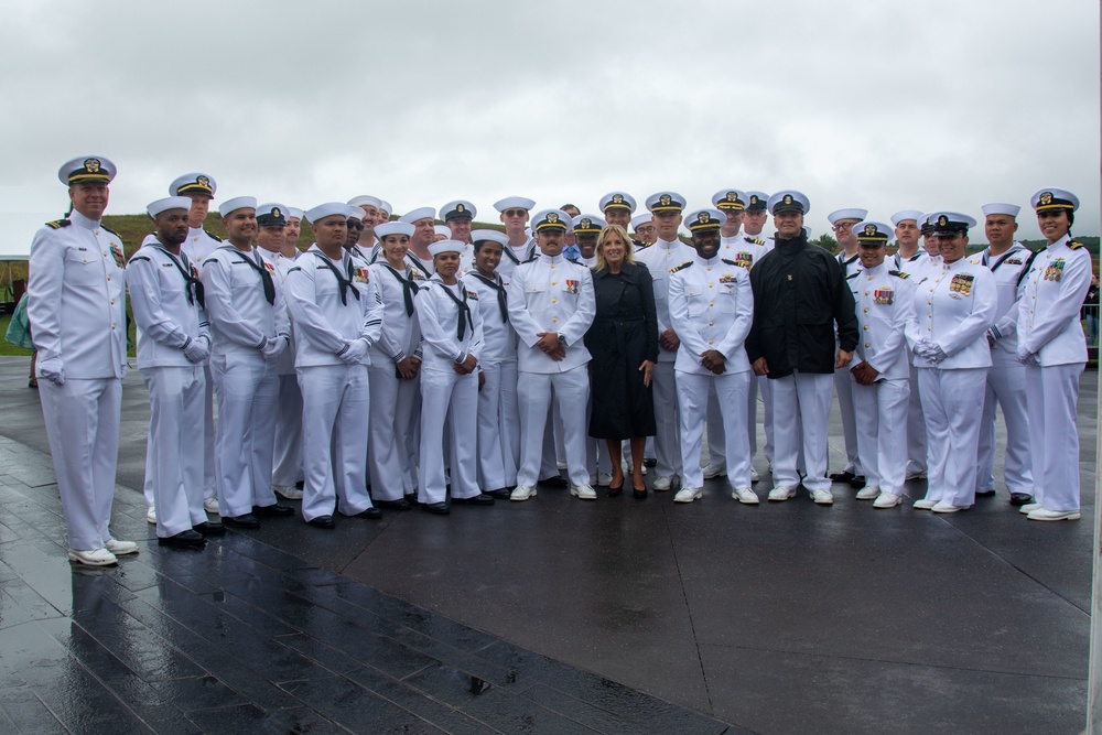 USS SOMERSET VISITS NAMESAKE TO HONOR 9/11