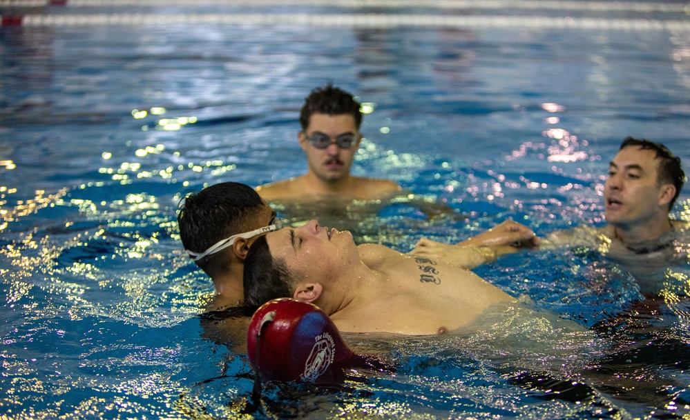 Amphibious by nature: MCAS Iwakuni Marines take on Advanced Swim Qualification