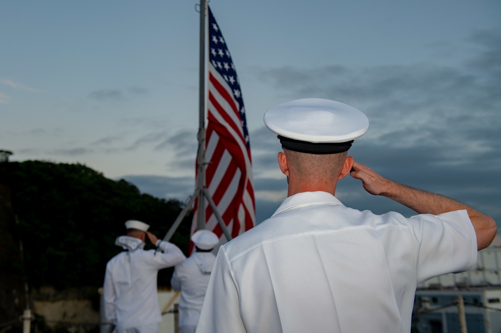 USS Ronald Reagan (CVN 76) Conducts Evening Colors