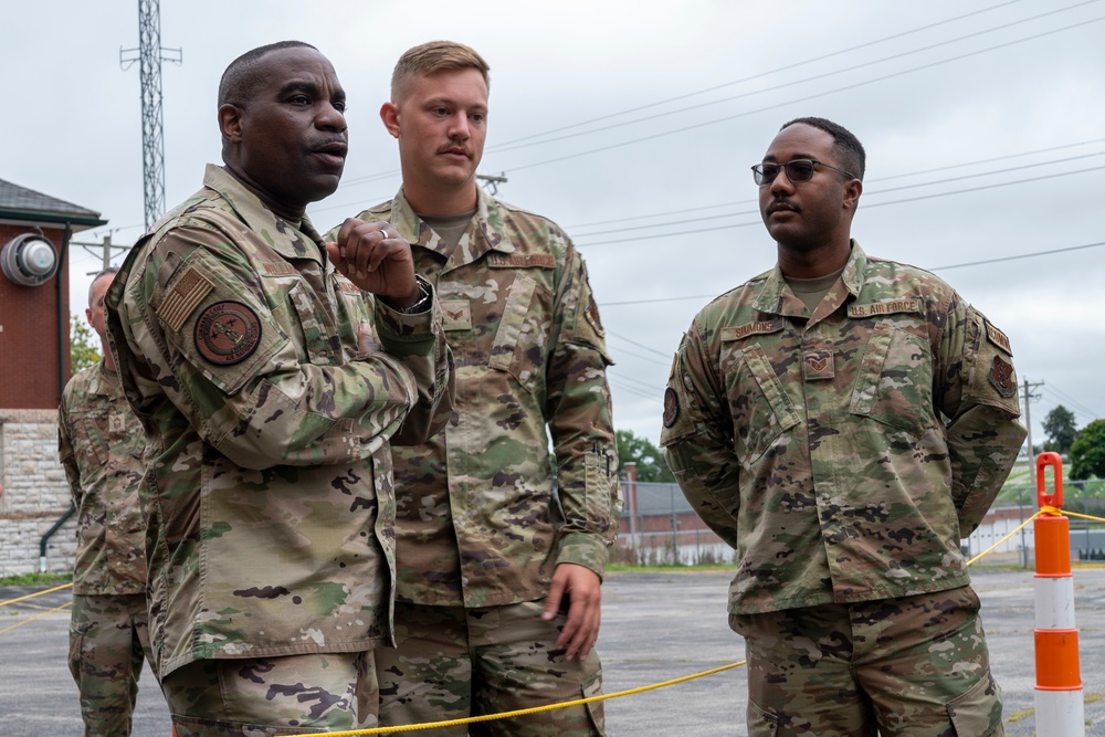 Air National Guard Command Chief Master Sgt. visits Jefferson Barracks