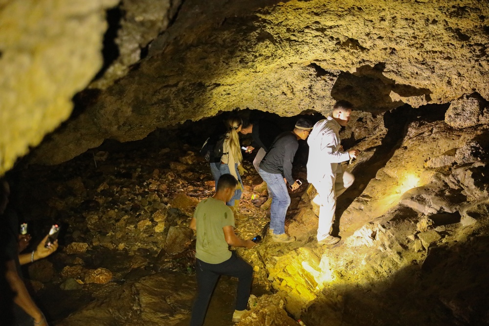 Food Service Company Marines tour Battle sites