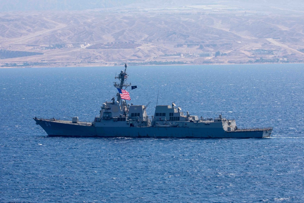 DVIDS - Images - USS Nitze (DDG 94) and Royal Jordanian Navy [Image 6 of 8]