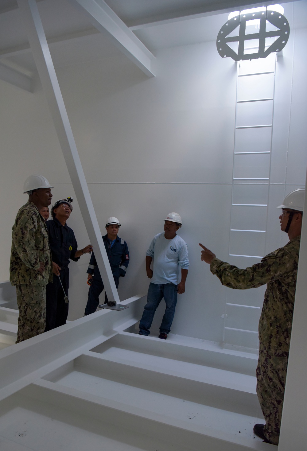 NAVSUP FLC Yokosuka Site Diego Garcia and NSF DG Port Operations Joint Inspection of Fuel Oil Barge YON 307