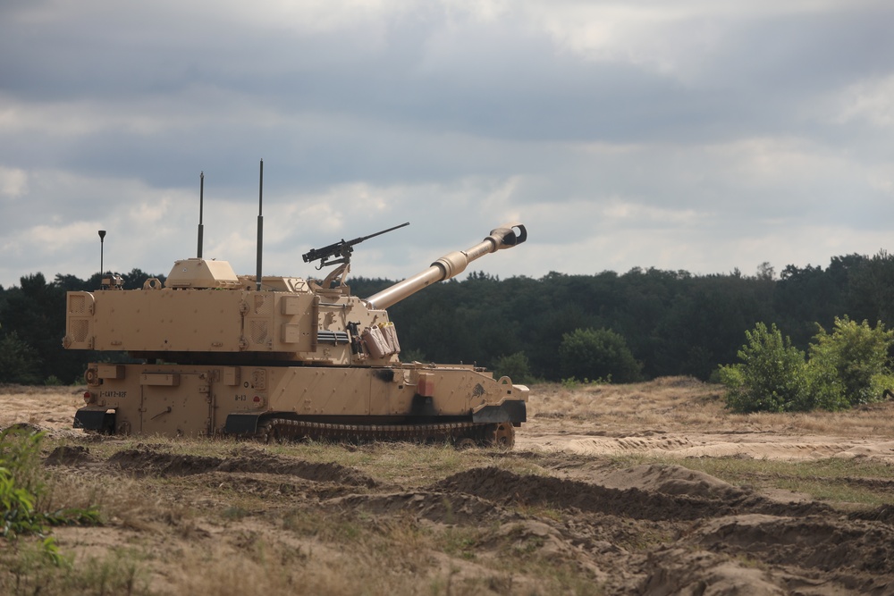 Steel Dragons Troopers Conduct Artillery Certification Tables