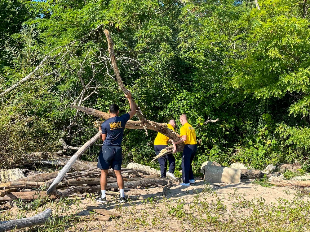 NSGL Beach Clean up