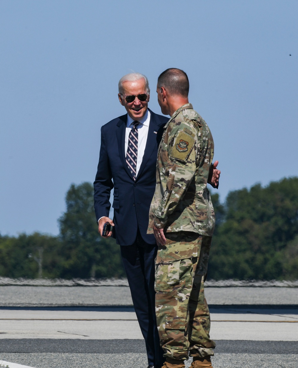 POTUS lands at Dover AFB