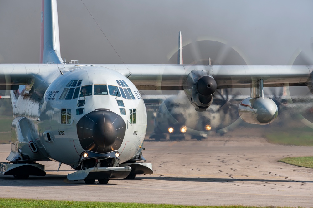 109th Airlift Wing conducts its first ever Elephant Walk