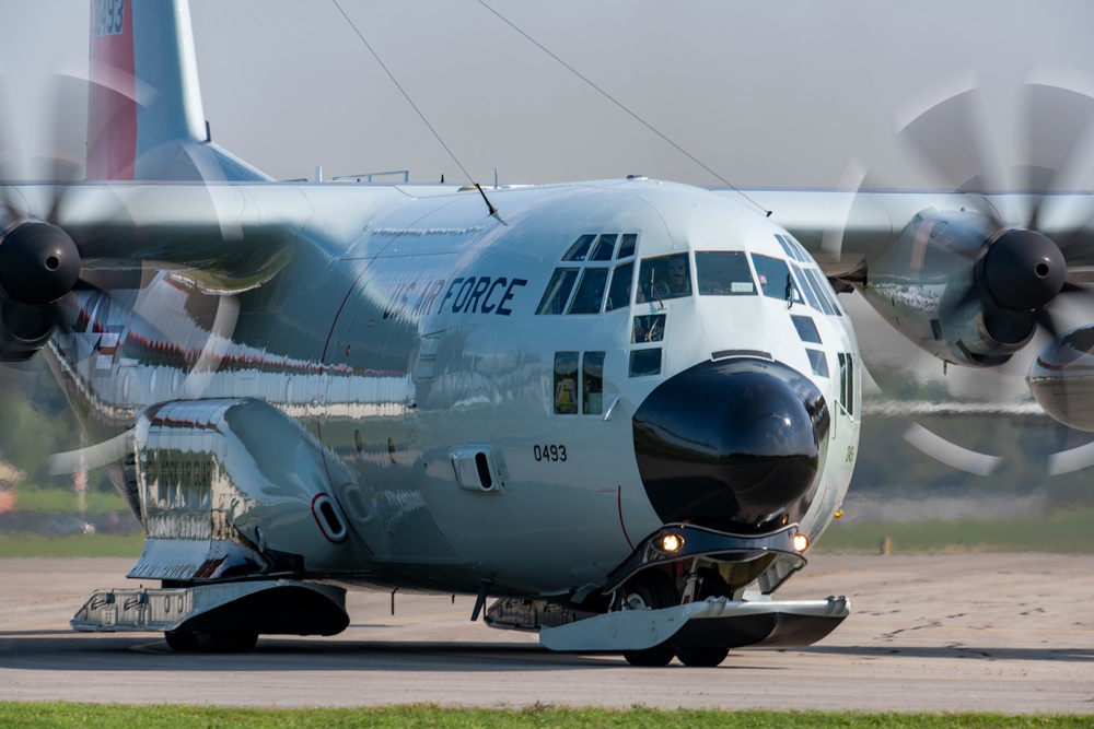 109th Airlift Wing conducts its first ever Elephant Walk