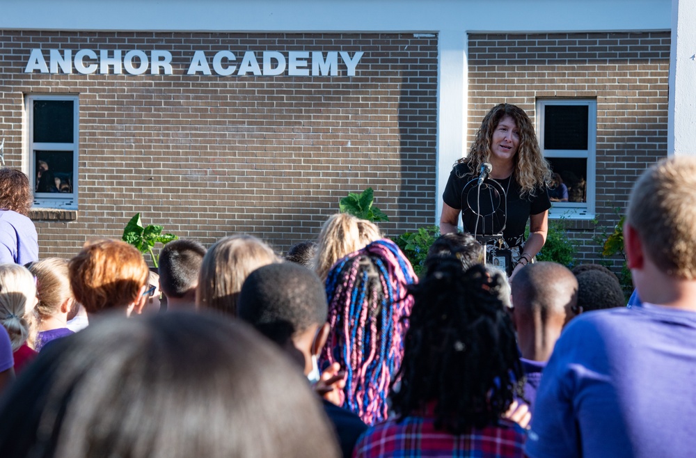 NAVSTA Mayport CO Visits Anchor Academy