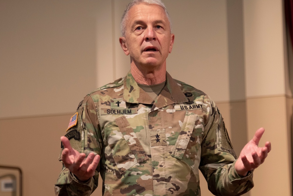 Chief of Chaplains Promotes Spiritual Readiness Initiative at JBLM