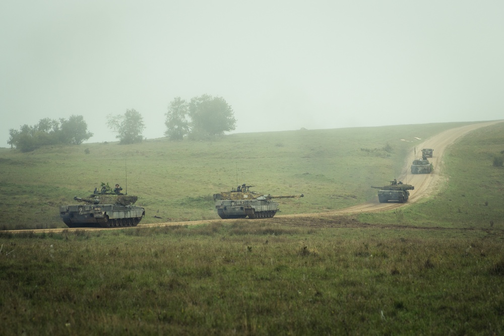 Italian tanks ready for engagement - Saber Junction 22
