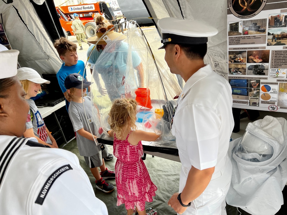 NMRC participates in 2022 Maryland Fleet Week and Flyover in Baltimore